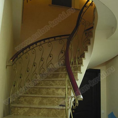 Винтовая лестница 98