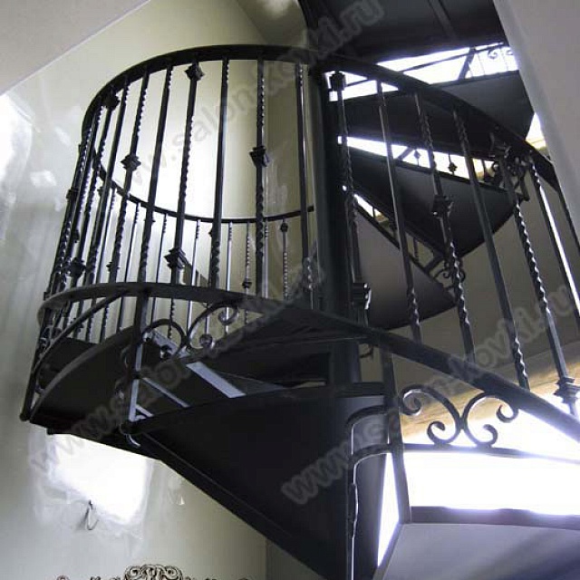 Винтовая лестница 55