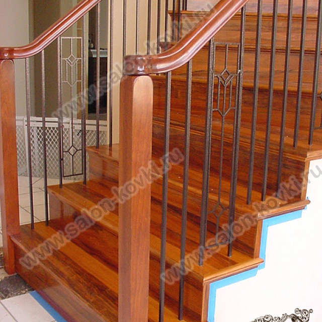 Винтовая лестница 68