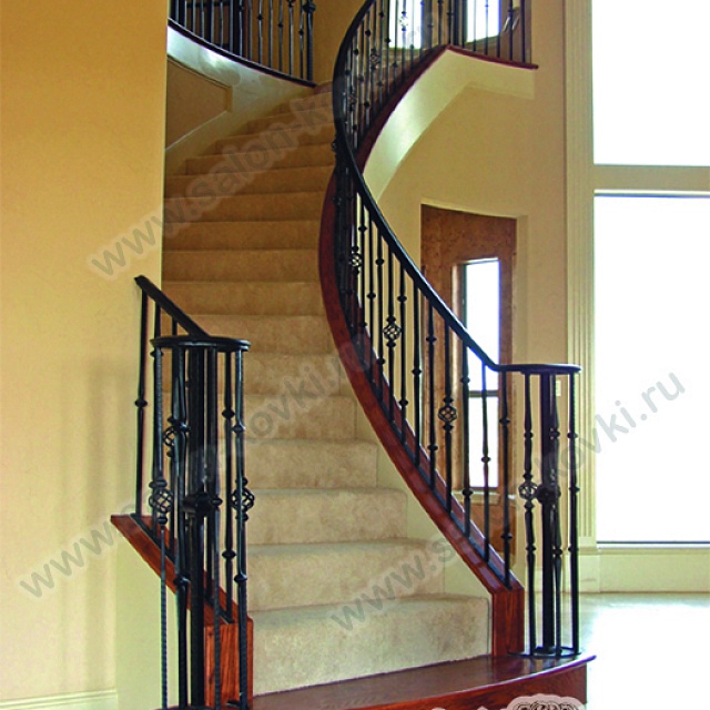 Винтовая лестница 32